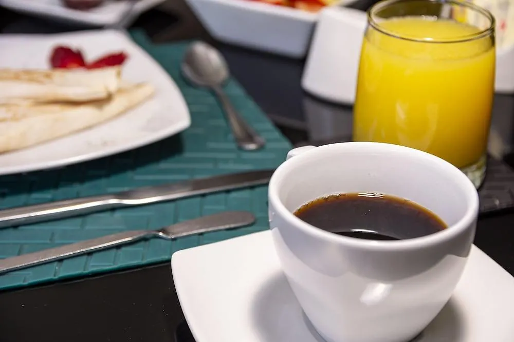 ****  Hotel Lincoln Medellín Colombia