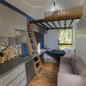 Moderna Casa Pequena En El Poblado Mde A106 Villa