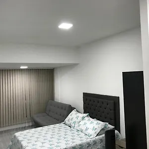 Aparta Estudio Amoblado Medellin, San Joaquin Apartamento