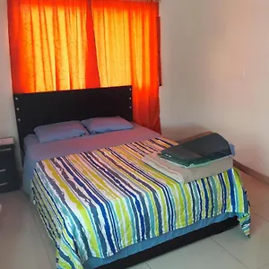 Casa 4 Habitación en casa particular