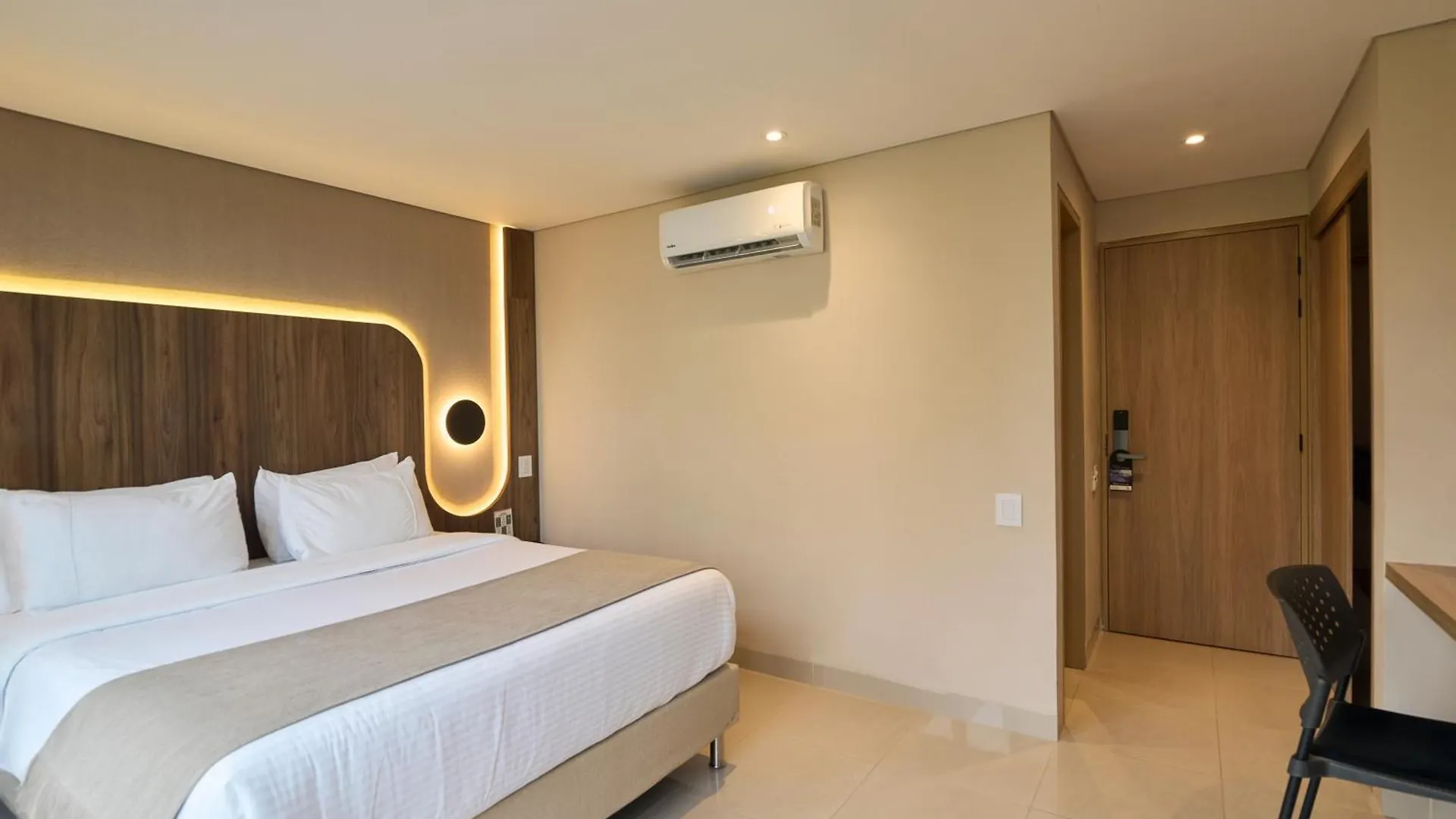 ****  Hotel Lincoln Medellín Colombia