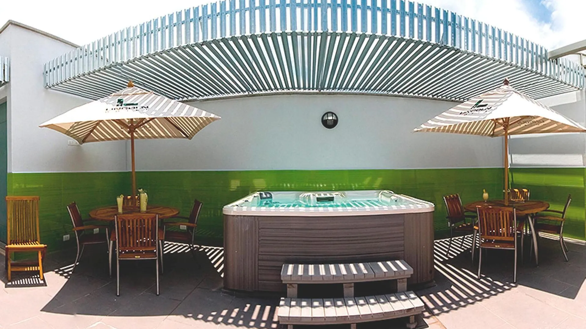 Hotel Lincoln 메딜린